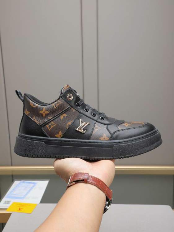 Picture of Louis Vuitton Shoes _SKULVsz38-44hnq120515810